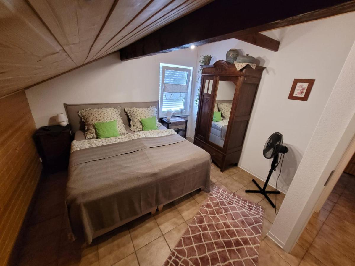 Ferienwohnung Trina Bendorf Bagian luar foto